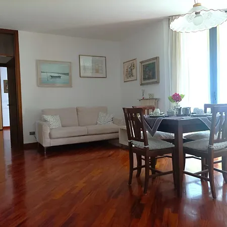 Apartmán House 15m - Free Park *