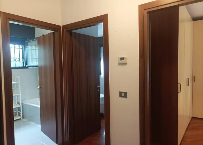 House 15m - Free Park Daire *